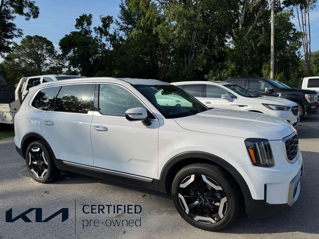 used 2023 Kia Telluride car, priced at $32,991