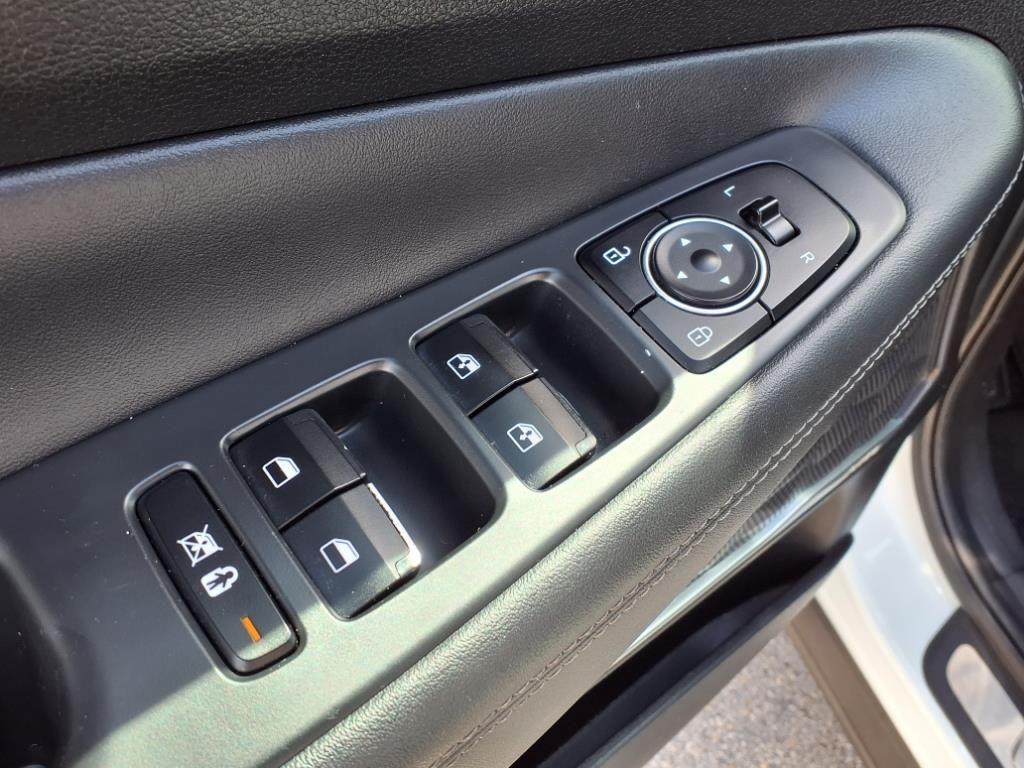 used 2020 Hyundai Santa Fe car, priced at $18,991