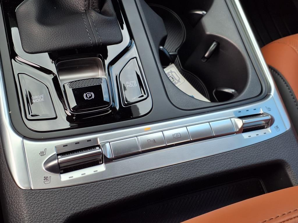 new 2026 Kia Carnival car, priced at $47,342