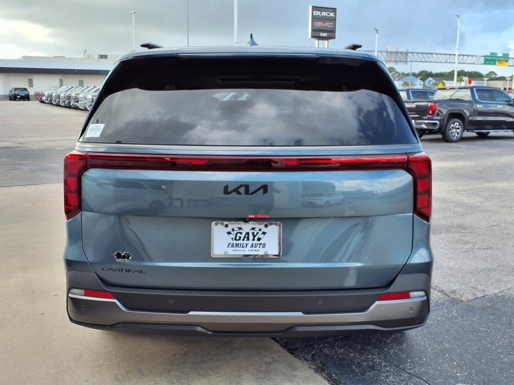 new 2026 Kia Carnival car, priced at $47,342
