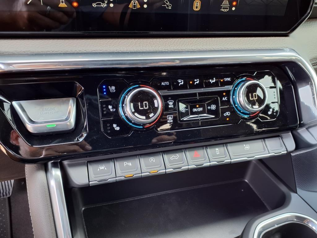 new 2025 GMC Sierra 1500 car, priced at $65,574