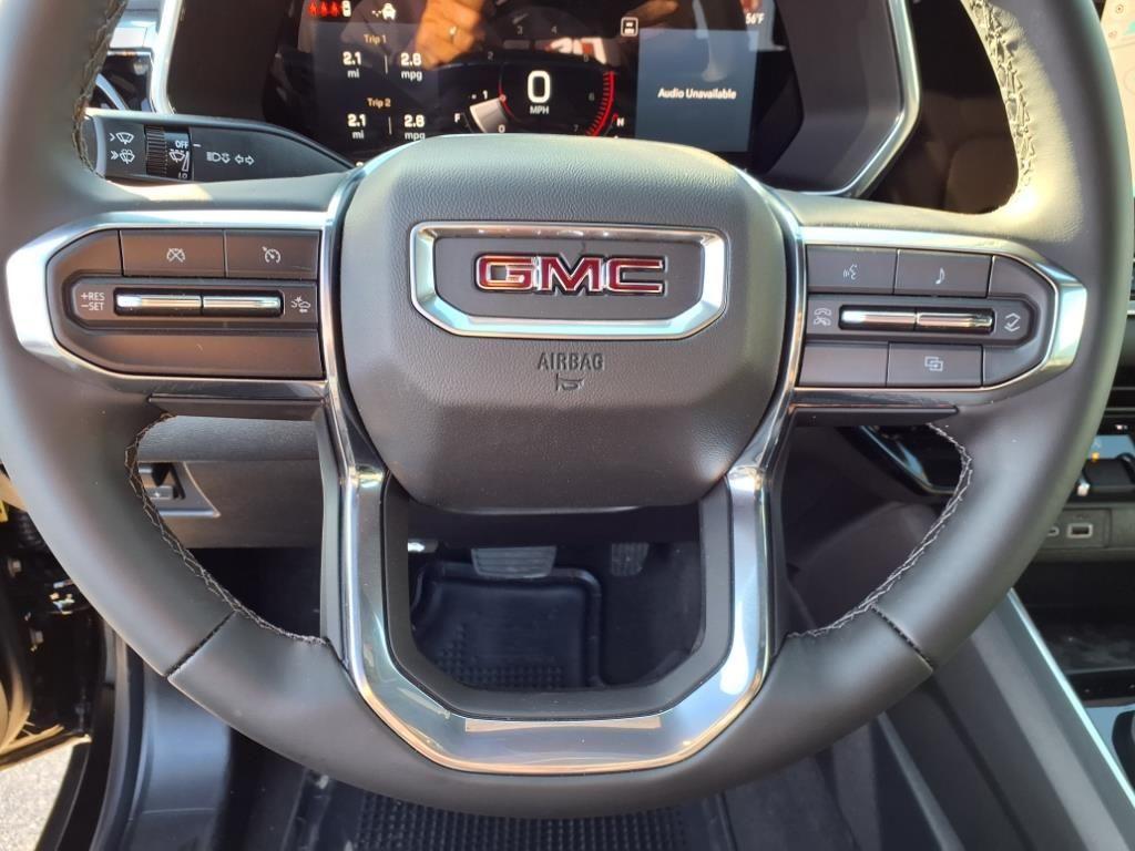 new 2025 GMC Canyon car, priced at $39,829