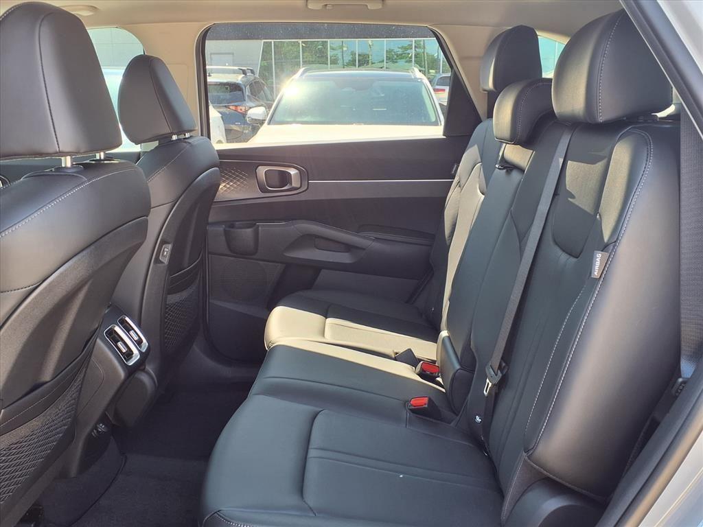new 2026 Kia Sorento car, priced at $36,637