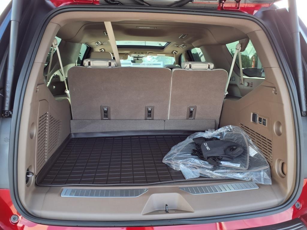 used 2025 GMC Yukon XL car, priced at $90,991