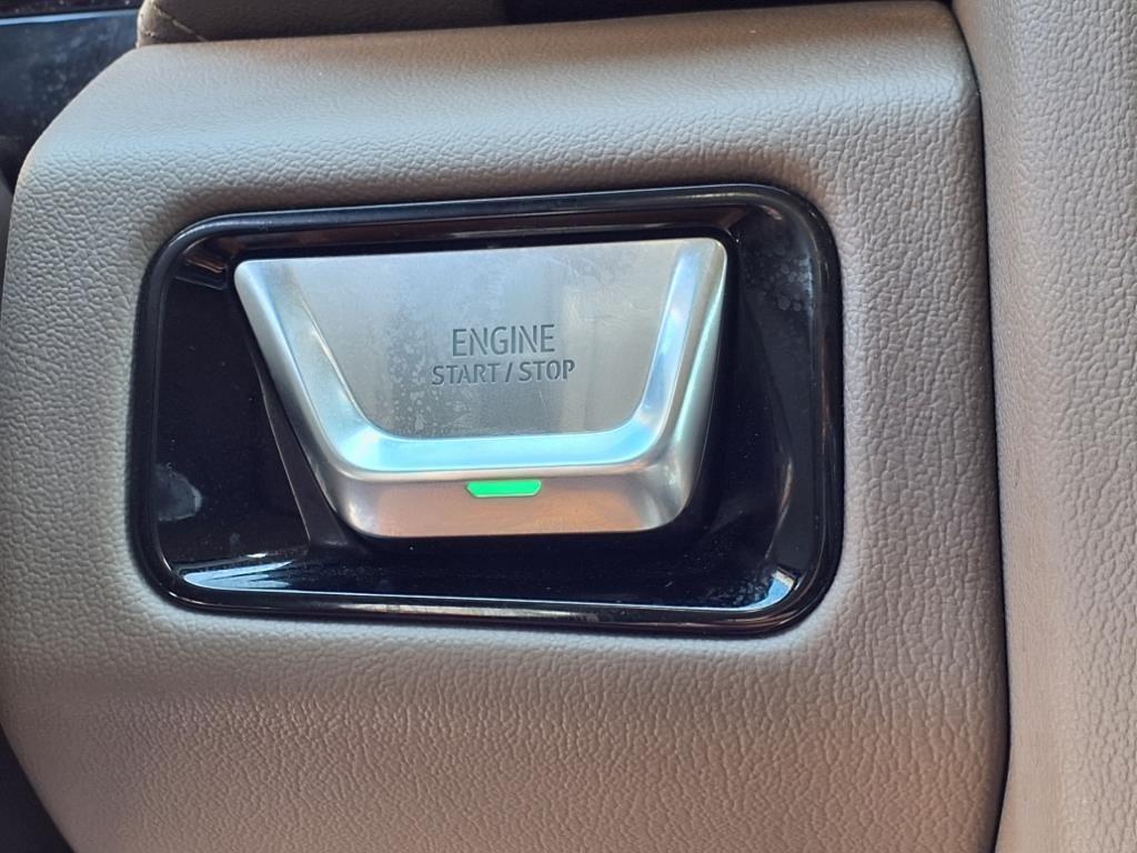 used 2025 GMC Yukon XL car, priced at $90,991