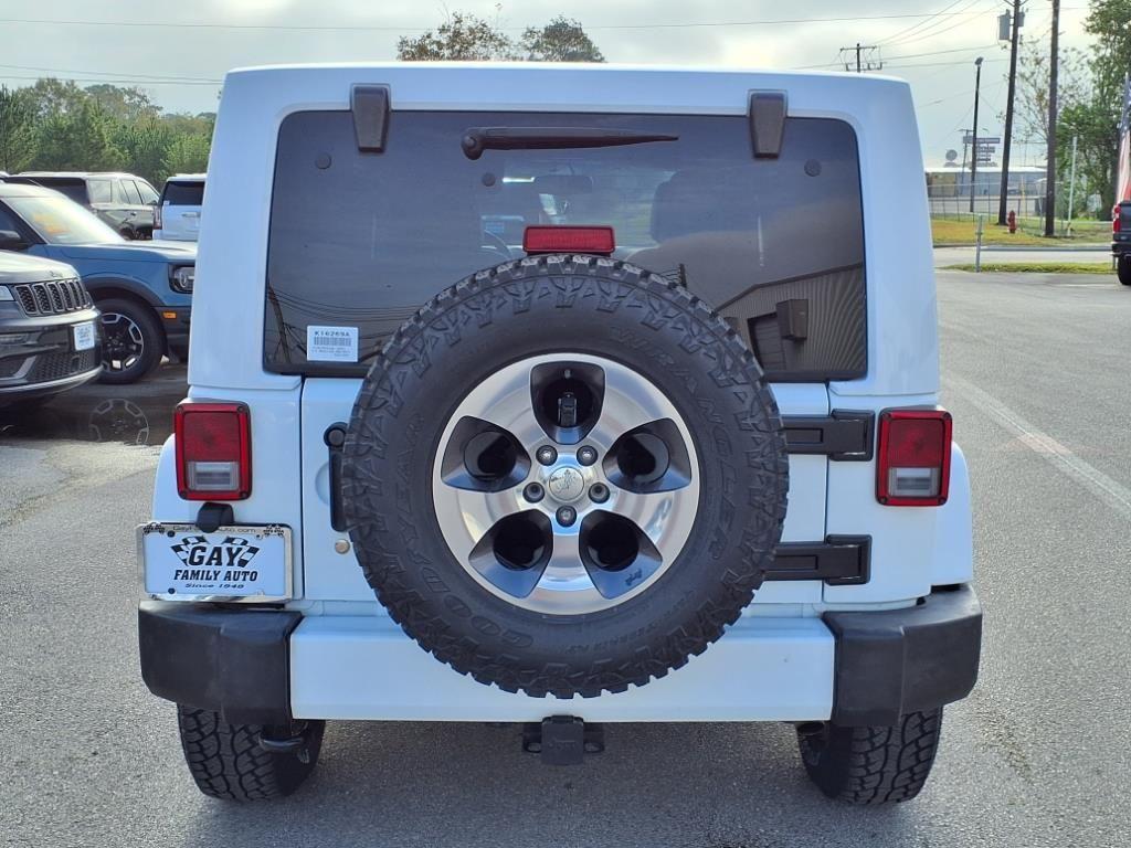 used 2016 Jeep Wrangler Unlimited car, priced at $18,993