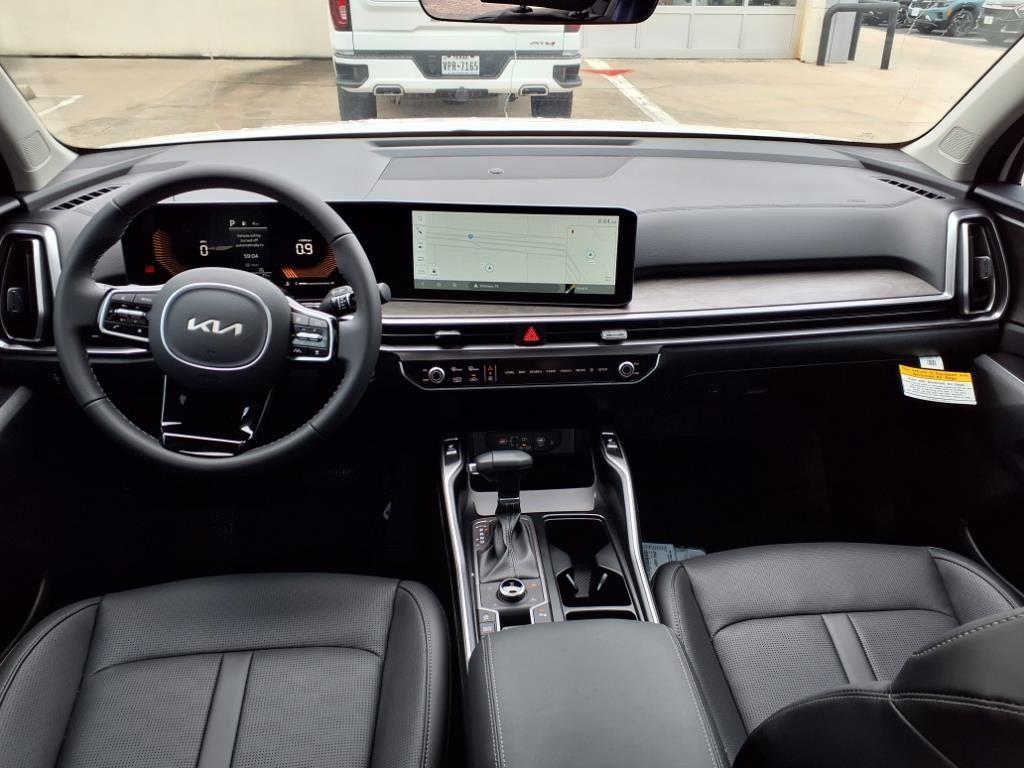 new 2025 Kia Sorento car, priced at $41,800