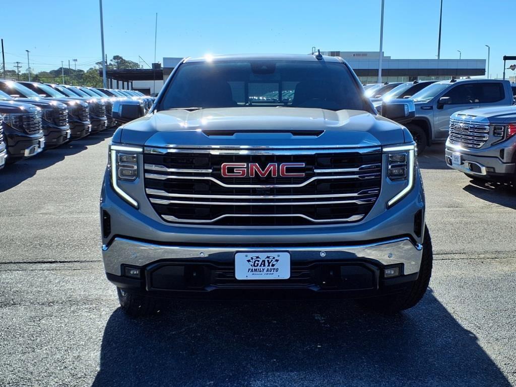 new 2025 GMC Sierra 1500 car, priced at $65,240