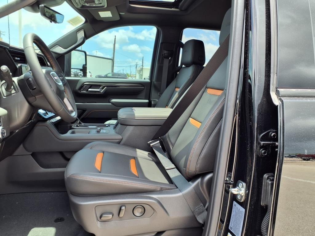 new 2025 GMC Sierra 3500 car, priced at $84,984