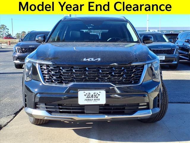 new 2025 Kia Sorento car, priced at $37,930