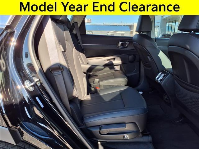 new 2025 Kia Sorento car, priced at $37,930