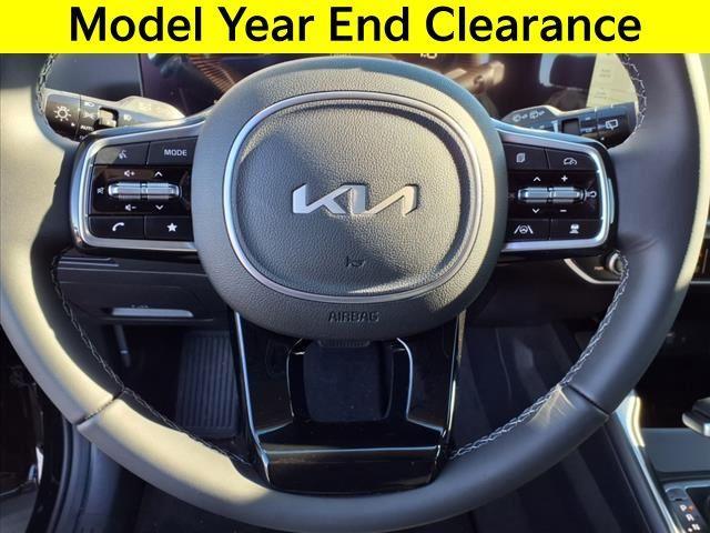 new 2025 Kia Sorento car, priced at $37,930