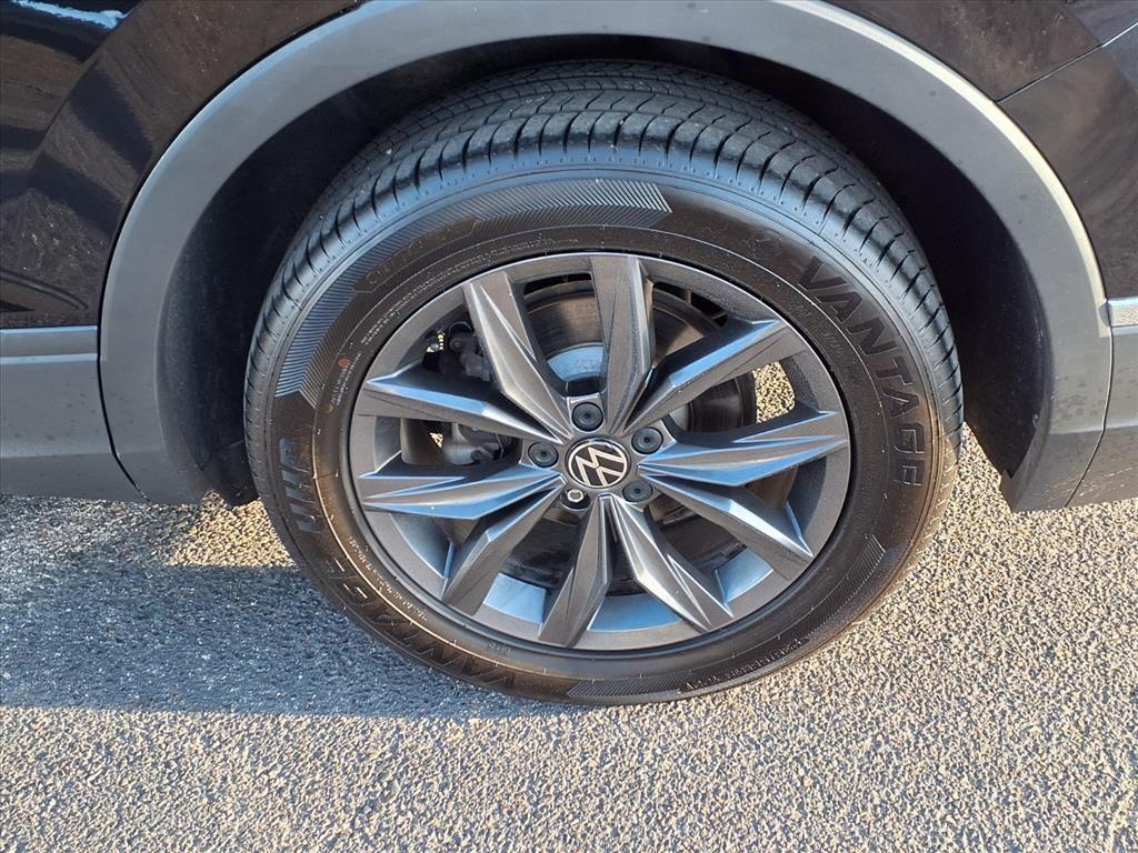 used 2022 Volkswagen Tiguan car, priced at $19,991