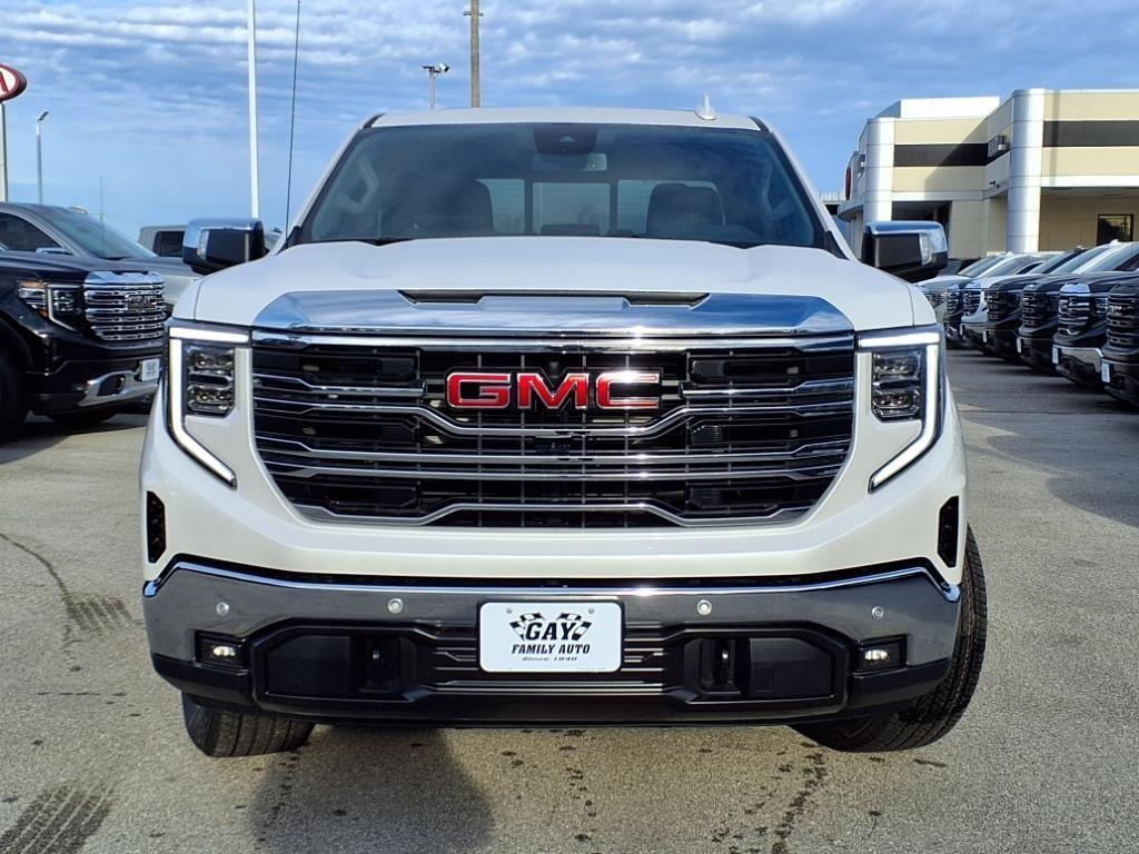 new 2025 GMC Sierra 1500 car, priced at $56,615