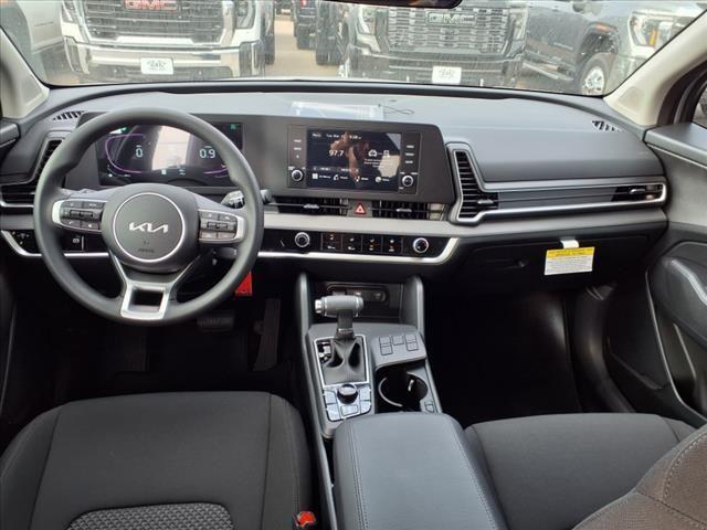 new 2025 Kia Sportage car, priced at $27,512