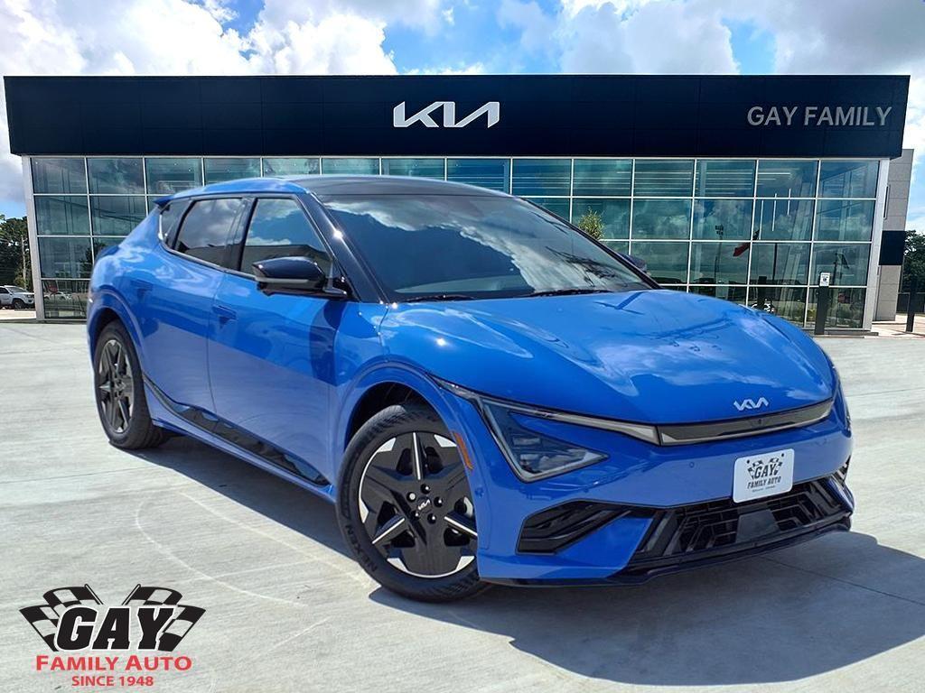 new 2025 Kia EV6 car, priced at $45,327