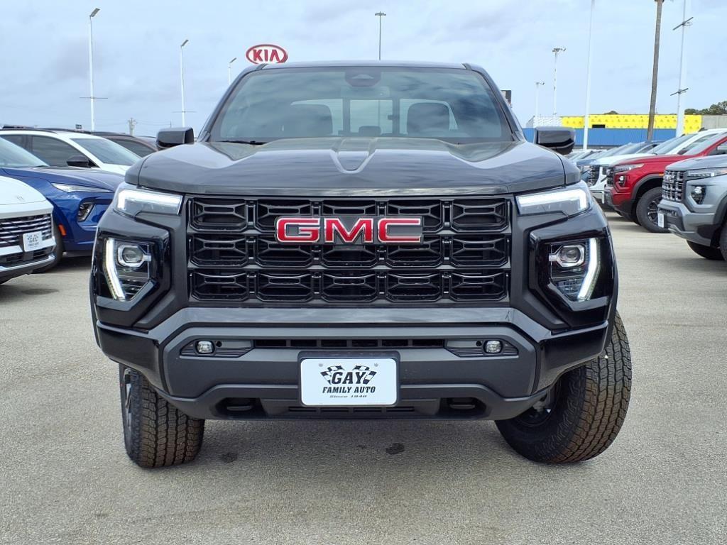 new 2025 GMC Canyon car, priced at $41,087