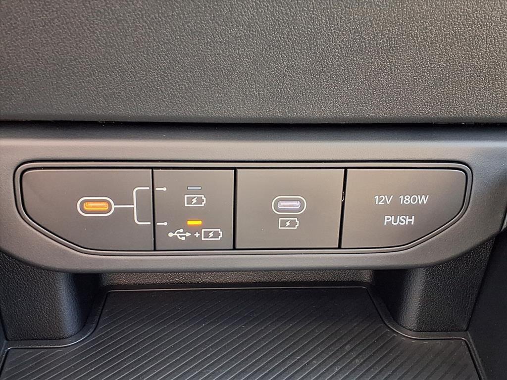 new 2025 Kia K4 car, priced at $23,332