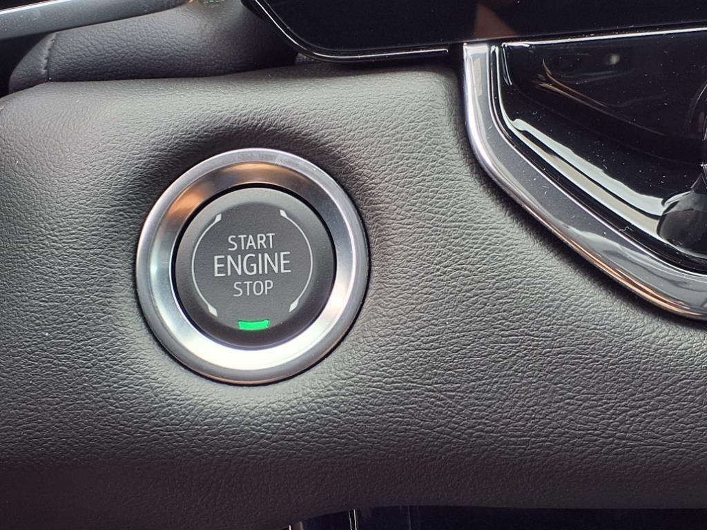 new 2025 GMC Canyon car, priced at $37,656