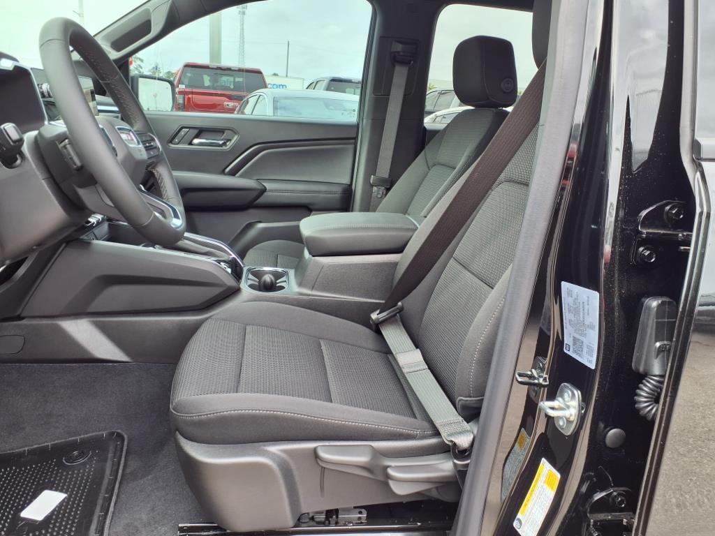 new 2025 GMC Canyon car, priced at $37,656