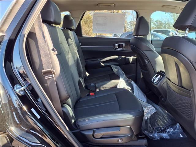 new 2025 Kia Sorento car, priced at $37,437