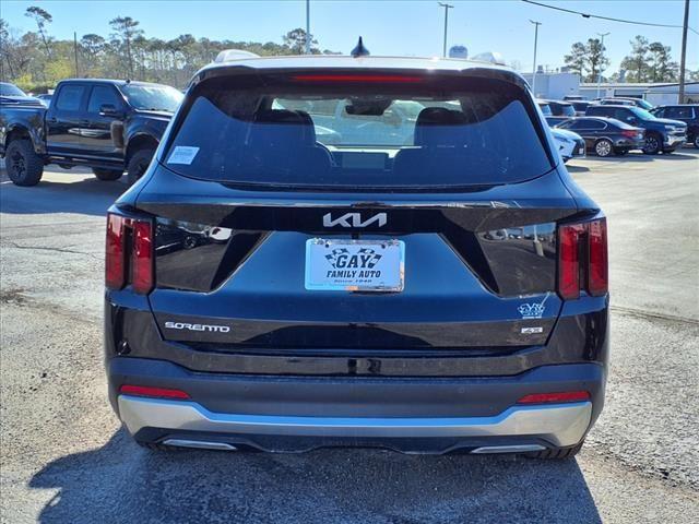 new 2025 Kia Sorento car, priced at $37,437