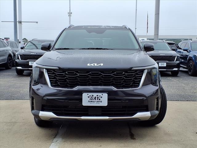 new 2025 Kia Sorento car, priced at $33,939