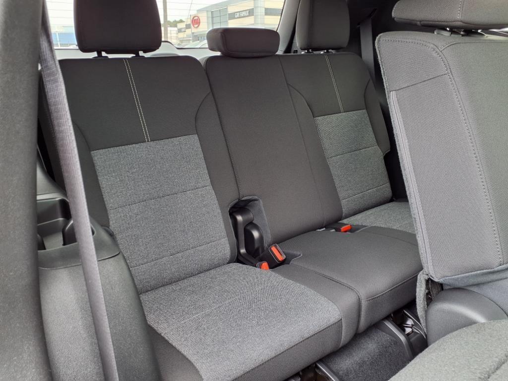 new 2025 GMC Acadia car, priced at $42,983
