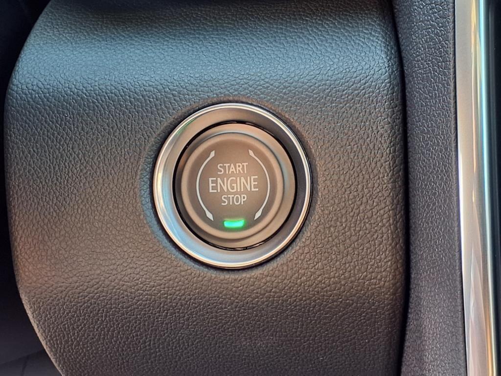 new 2025 GMC Acadia car, priced at $43,714