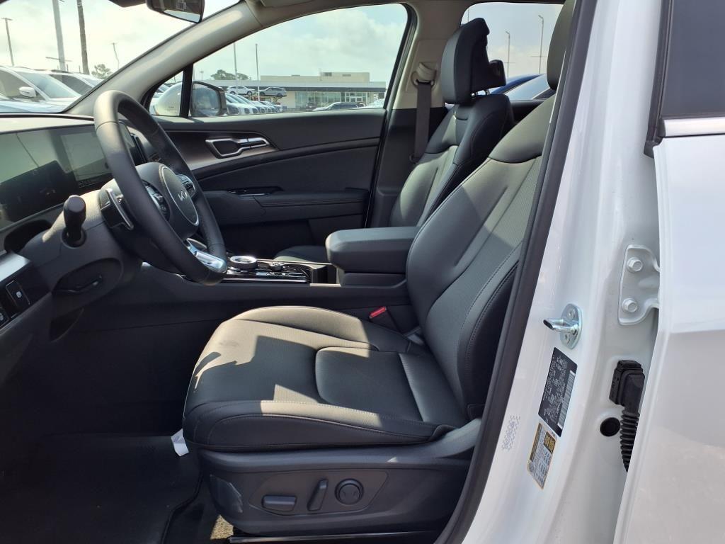 new 2025 Kia Sportage Hybrid car, priced at $33,574