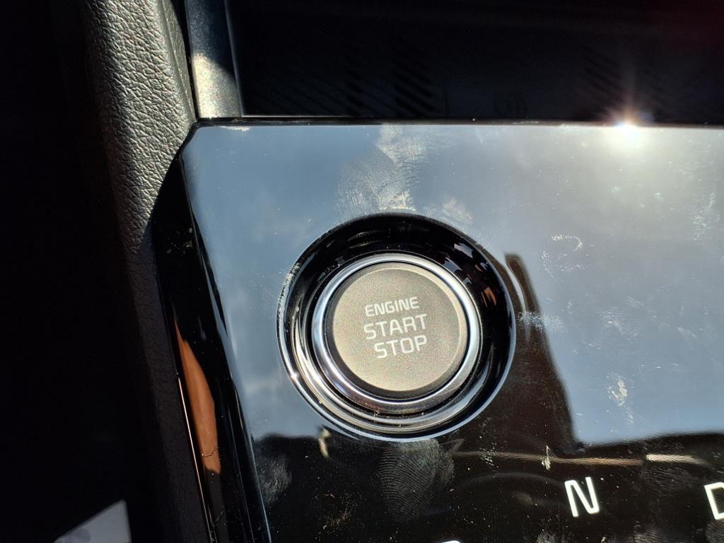 new 2025 Kia Sportage Hybrid car, priced at $33,574