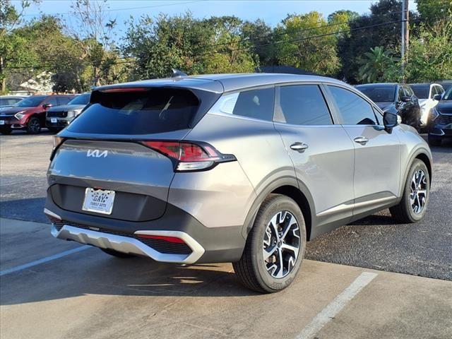 new 2025 Kia Sportage car, priced at $29,606