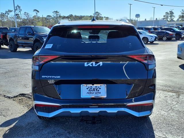 new 2025 Kia Sportage car, priced at $33,397