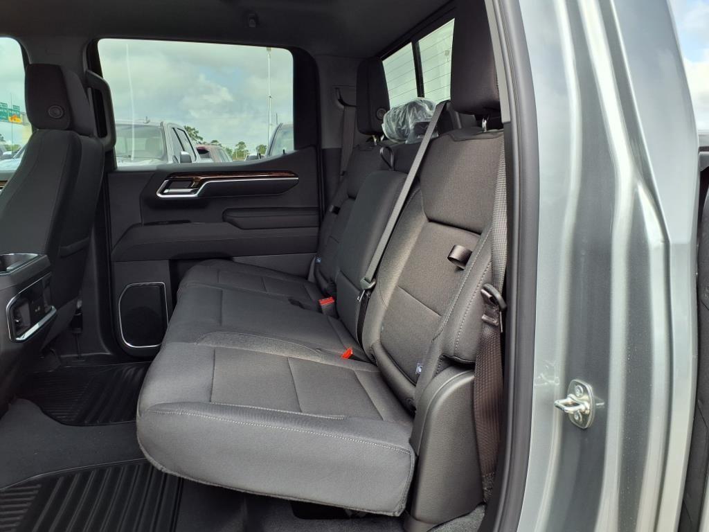 new 2025 GMC Sierra 1500 car, priced at $53,537