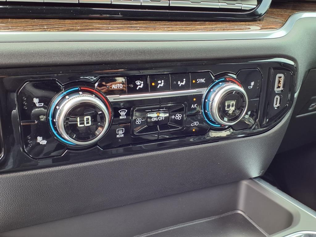 new 2025 GMC Sierra 1500 car, priced at $53,537