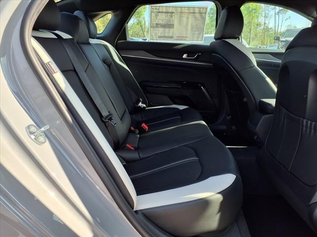 new 2025 Kia K5 car, priced at $29,973
