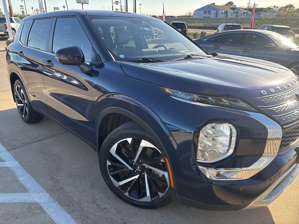 used 2023 Mitsubishi Outlander car, priced at $22,991