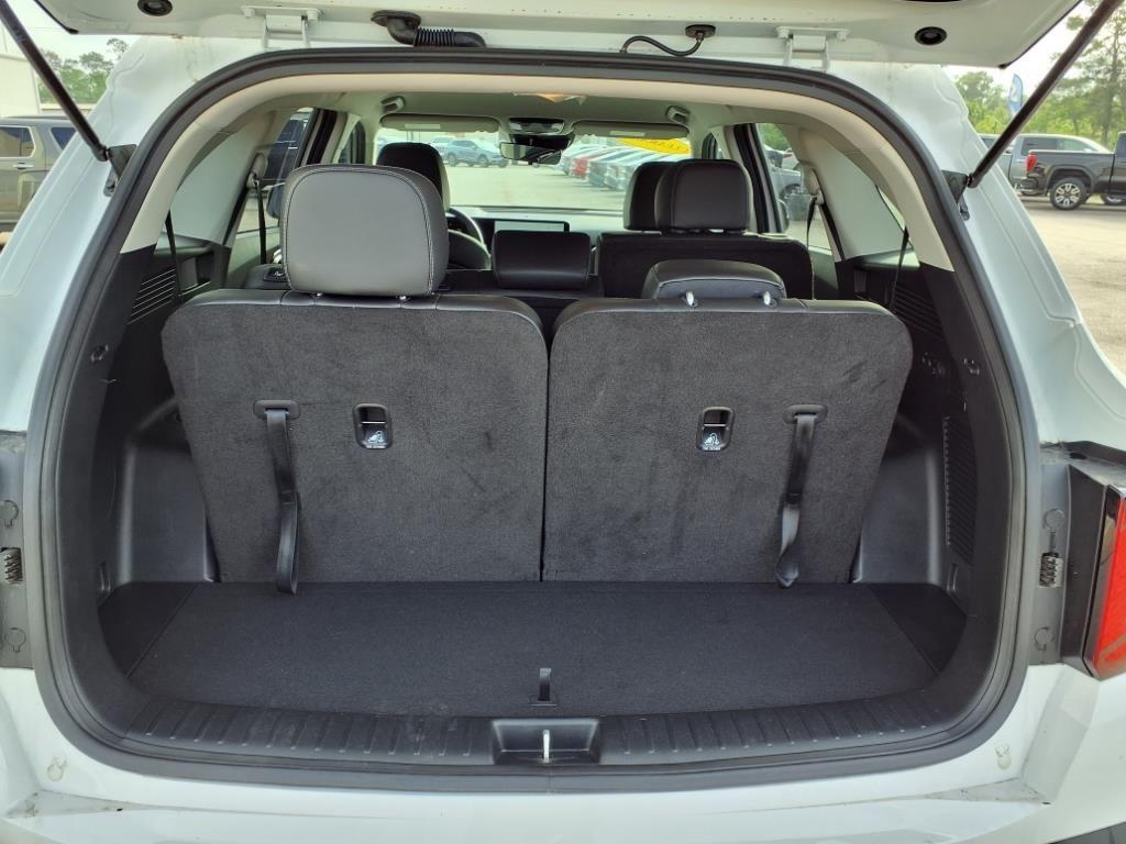 used 2024 Kia Sorento car, priced at $33,491