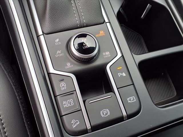 new 2025 Kia Sorento car, priced at $40,437