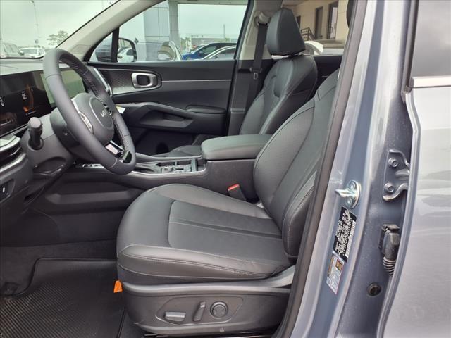 new 2025 Kia Sorento car, priced at $40,437