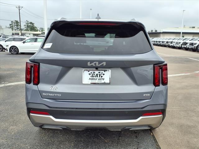 new 2025 Kia Sorento car, priced at $40,437