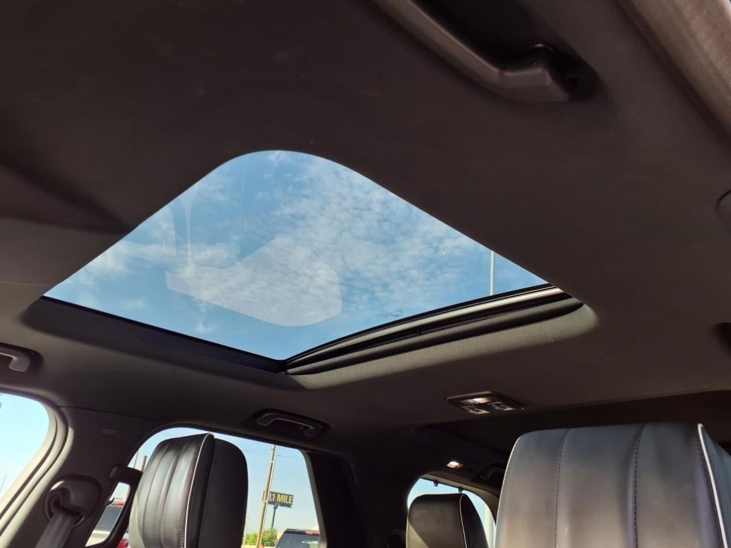 used 2019 Land Rover Discovery car, priced at $23,892