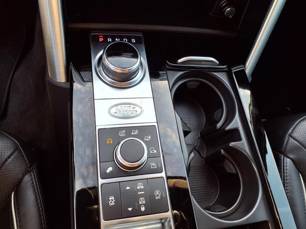 used 2019 Land Rover Discovery car, priced at $23,892