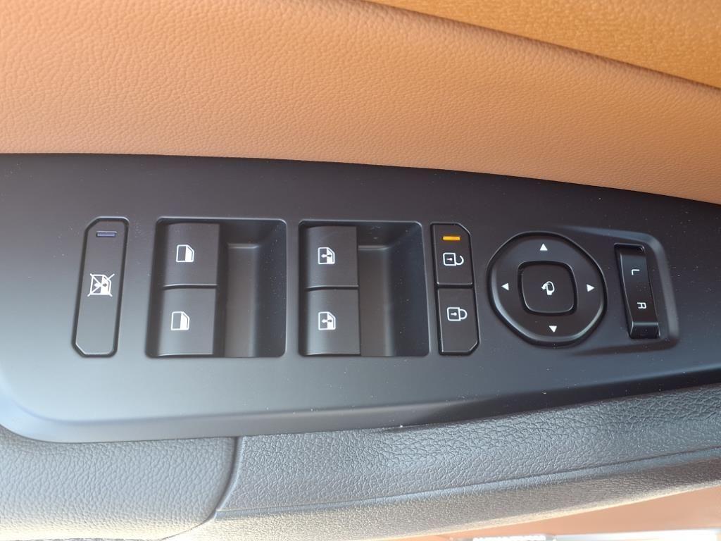 new 2026 Kia Sportage car, priced at $37,642