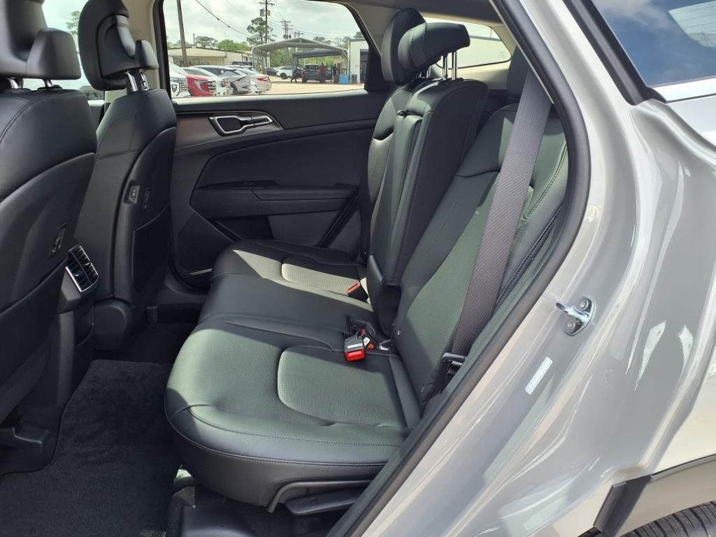 new 2026 Kia Sportage car, priced at $33,060