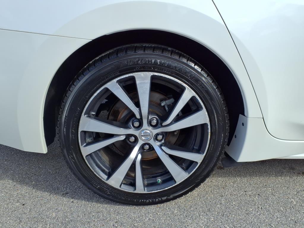 used 2016 Nissan Maxima car, priced at $14,992