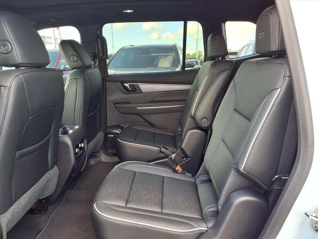 new 2026 Buick Enclave car, priced at $53,707