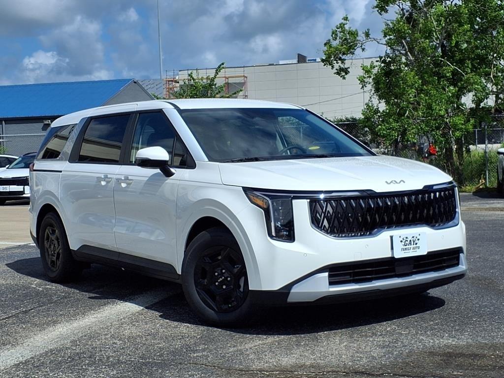 new 2025 Kia Carnival car, priced at $41,070