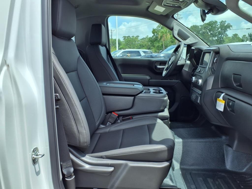new 2025 GMC Sierra 1500 car, priced at $32,995