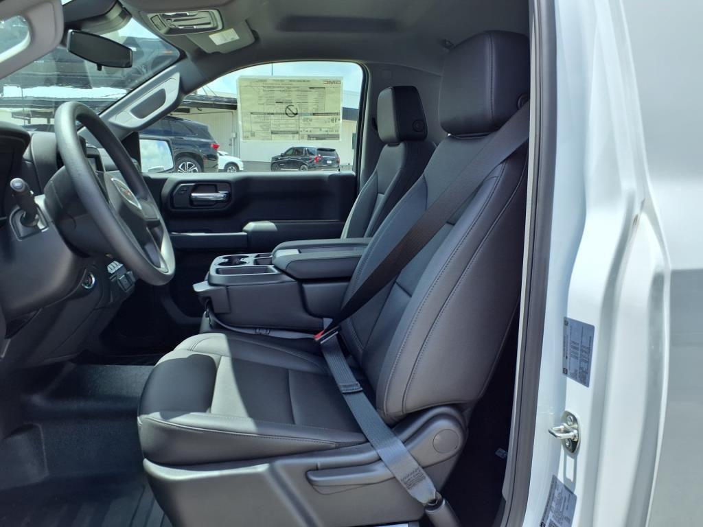 new 2025 GMC Sierra 1500 car, priced at $32,995